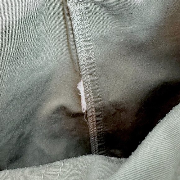 Life Is Good Green Chino Straight Leg Pants Women's 8 - Picture 10 of 10